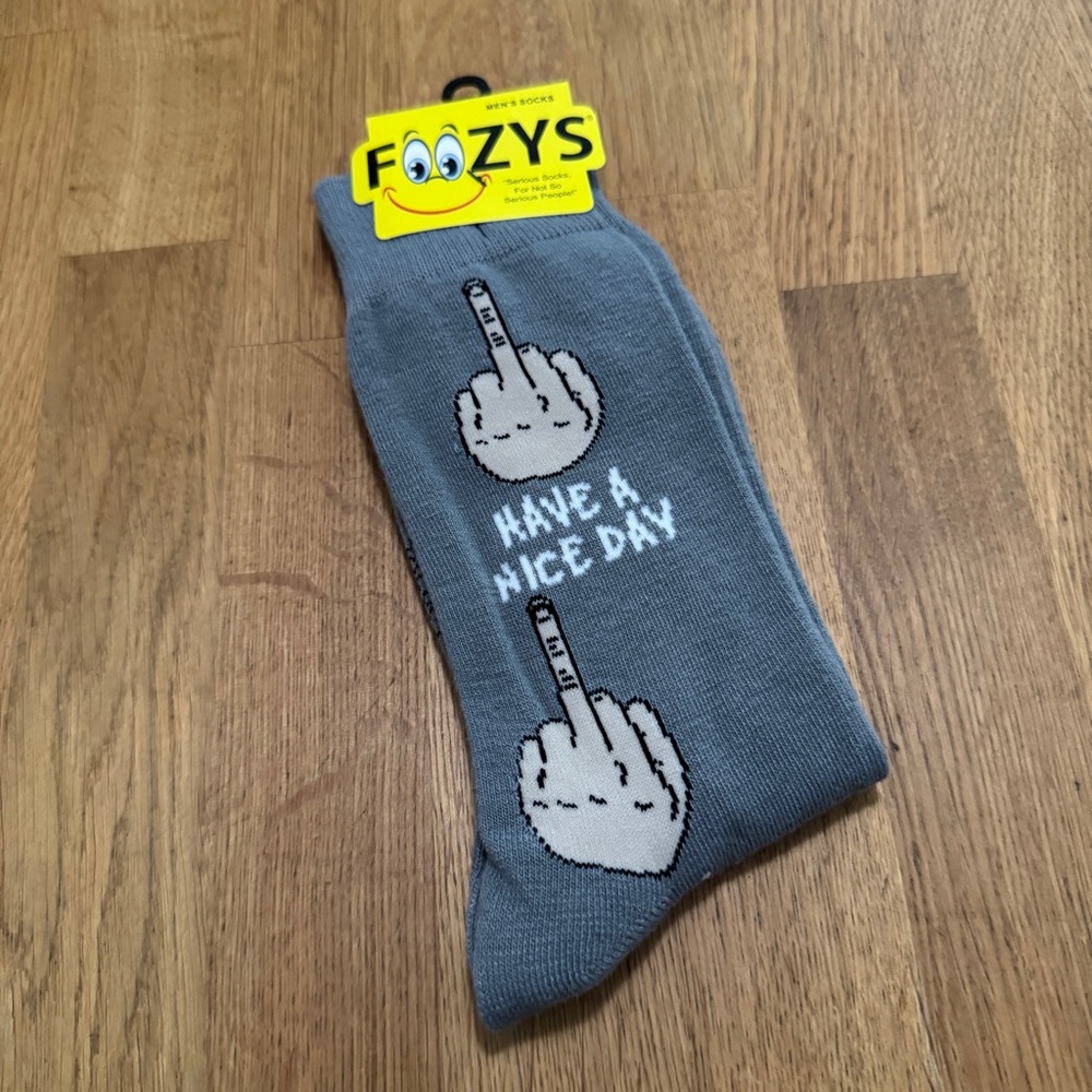 Foozys Men's 6-12 Gray Have a Nice Day Middle Finger Socks NEW